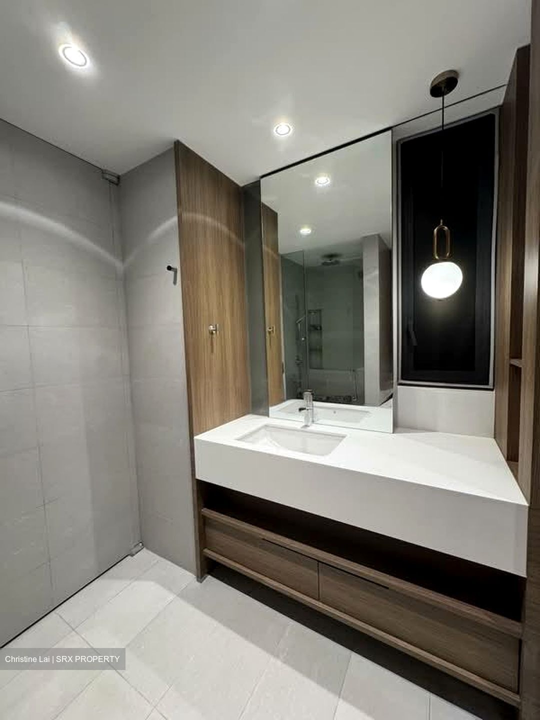 Echelon (D3), Condominium #577219051